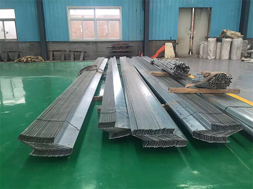 YX41-210-420屋面板